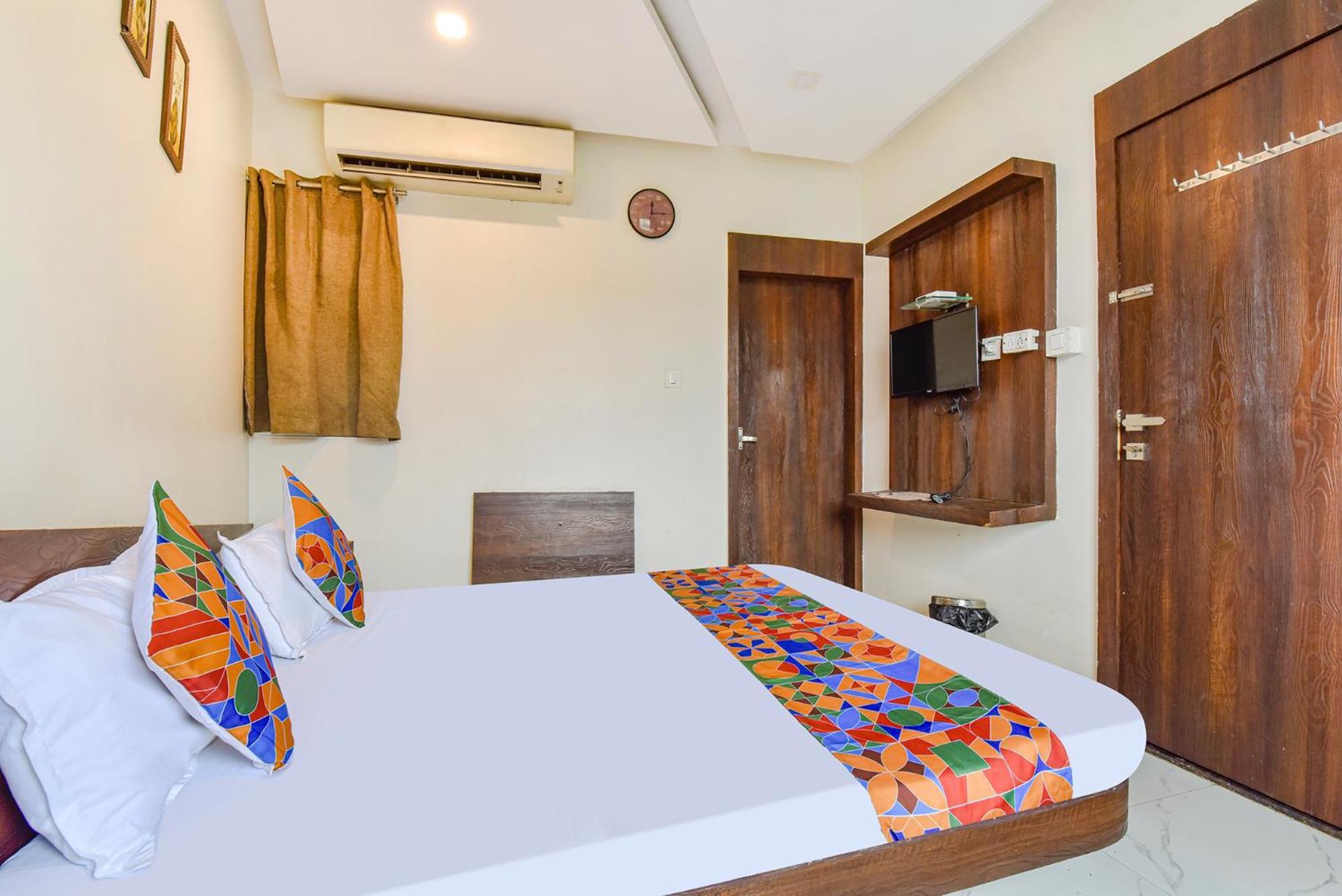 Fabexpress Ta Paradise Ujjain Exterior foto